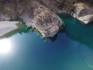 本物の色 ナカブルー