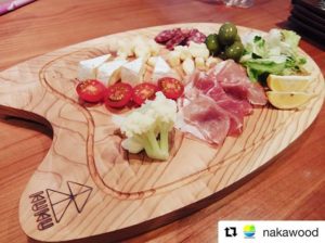 サーフテイストのＫＵＫＵプレートで贅沢なクリスマスのひとときを