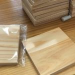 今話題の”きえすぎくん”木頭杉のミニホワイトボードをプレゼント