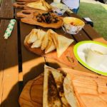 キャンプの朝食もKUKU BBQプレートとKUKUパーティープレートで！