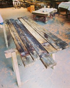 木桶をウッドサーフボードに再生！　木桶再生プロジェクト１