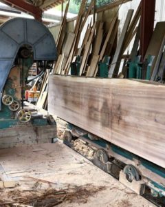 KUKU製材　2年天然乾燥した那賀町産杉材を