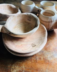 一点物プレートたちにKUKUロゴが！