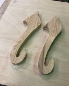 サーフボード用のウッドラック製作 形どり