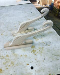 サーフボード壁かけ用ラック 形の完成！