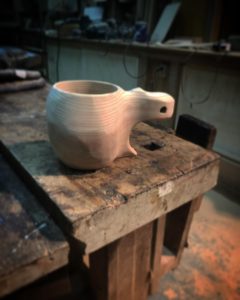 KUKU BBQ cup製作中