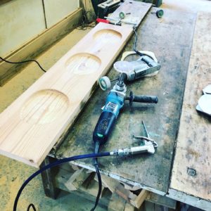 KUKUプレート製作　窪み部分の磨き〜