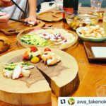 杉丸太の輪切りプレートで記念日ディナー♬