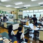 木育授業の講師として、徳島市内の小学校へ